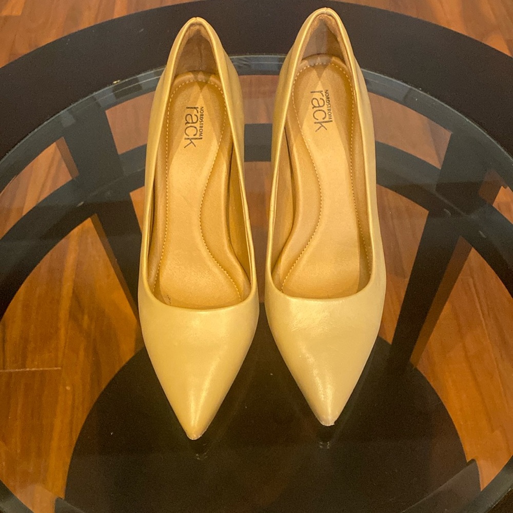 Nordstrom Rack Nude Heals 6M